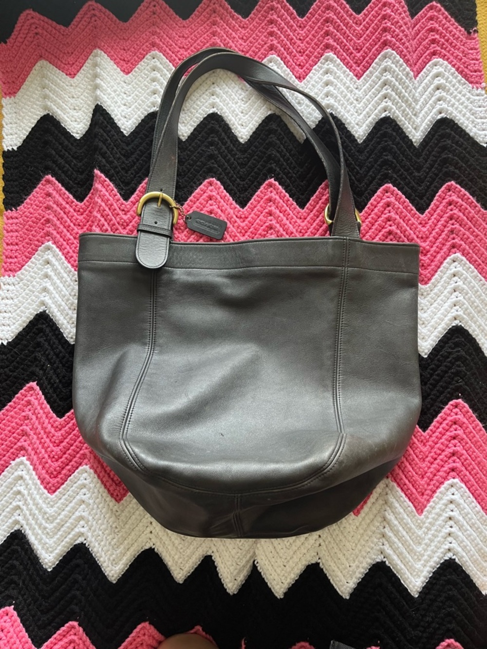 Vintage Coach 4082 Soho Duffle XL in Dark Brown - Picture 3 of 11